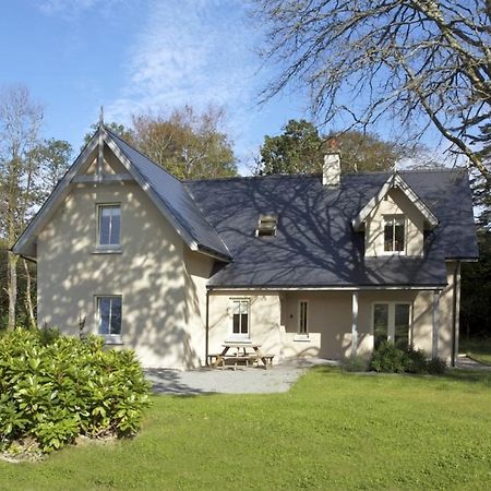 Dunkerron Woods Holiday Homes เคนแมร์ ภายนอก รูปภาพ