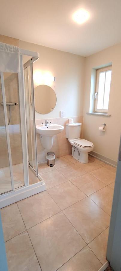 Dunkerron Woods Holiday Homes เคนแมร์ ภายนอก รูปภาพ