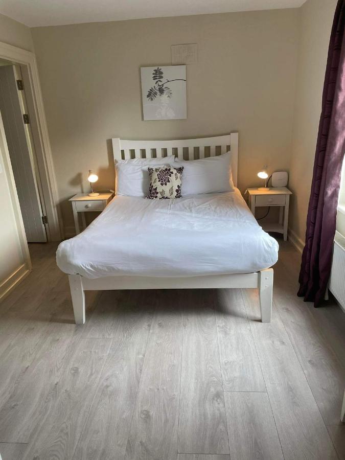 Dunkerron Woods Holiday Homes เคนแมร์ ภายนอก รูปภาพ