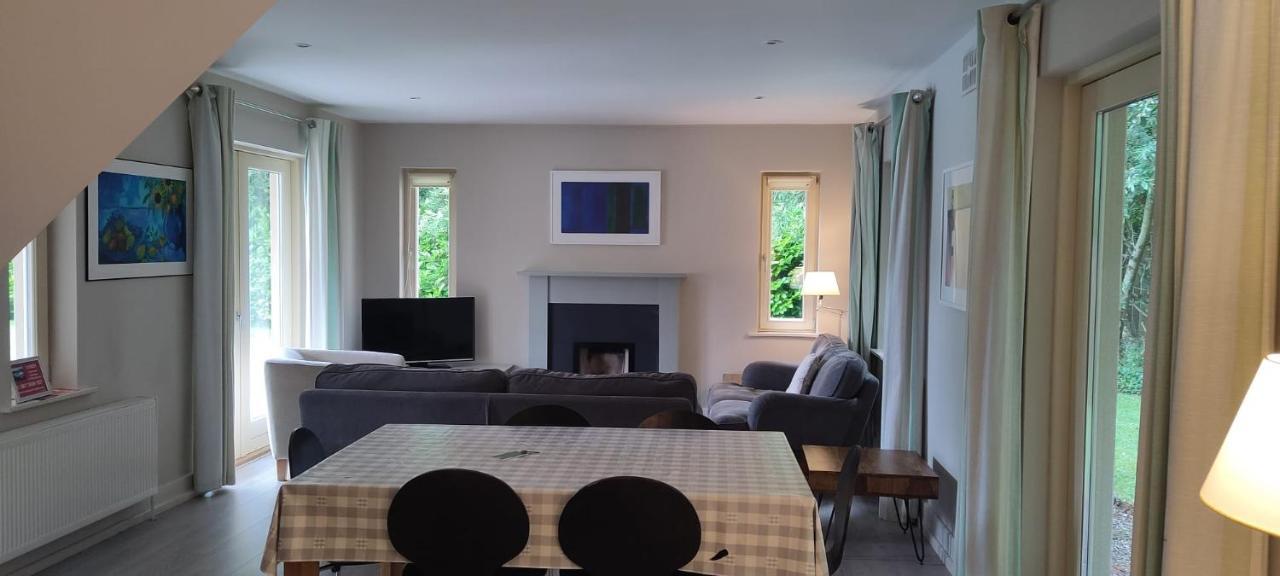 Dunkerron Woods Holiday Homes เคนแมร์ ภายนอก รูปภาพ