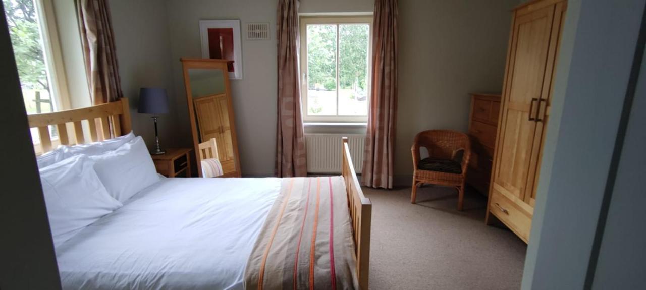 Dunkerron Woods Holiday Homes เคนแมร์ ภายนอก รูปภาพ