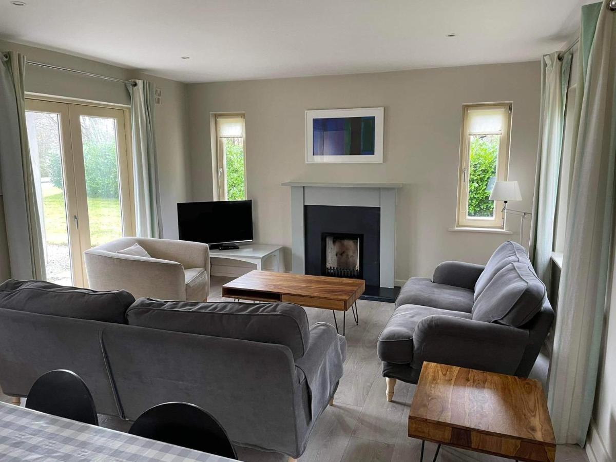 Dunkerron Woods Holiday Homes เคนแมร์ ภายนอก รูปภาพ